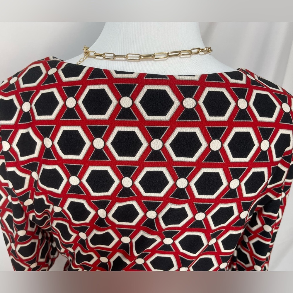 Geometric Patterned Dress - Red and Black R&K short sleeve stretchy size 10 - Picture 7 of 17